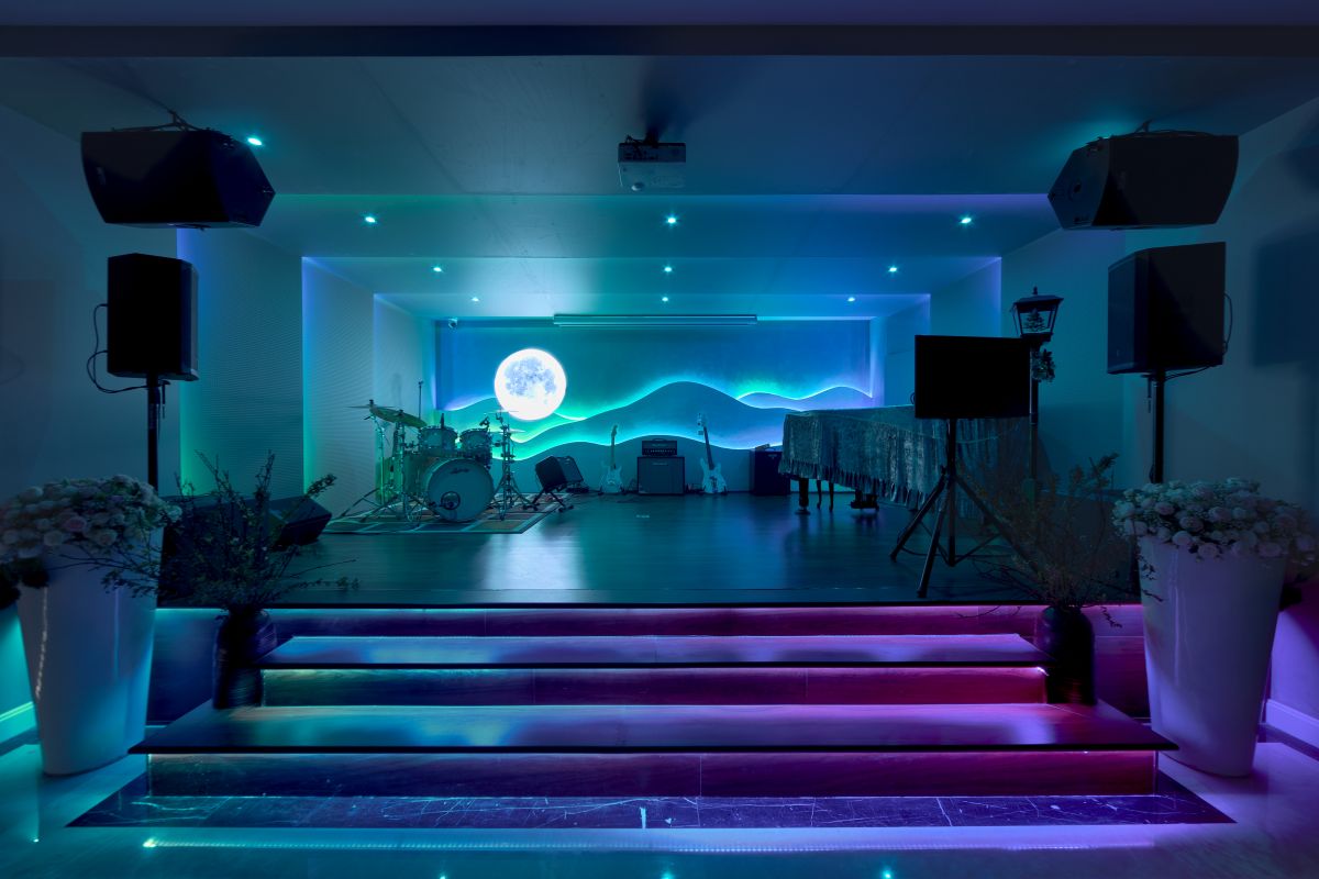 Smart Build Triển Khai Giải Pháp Chiếu Sáng Thông Minh Philips Hue Cho Villa Madam Nhung