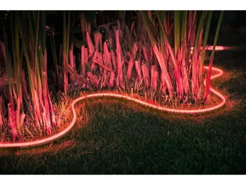 Không gian ánh sáng trắng và màu Hue Lightstrip Outdoor