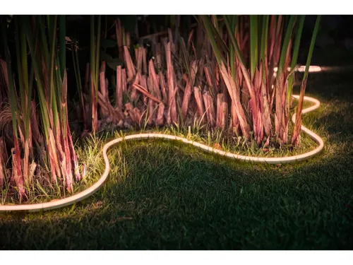 Không gian ánh sáng trắng và màu Hue Lightstrip Outdoor