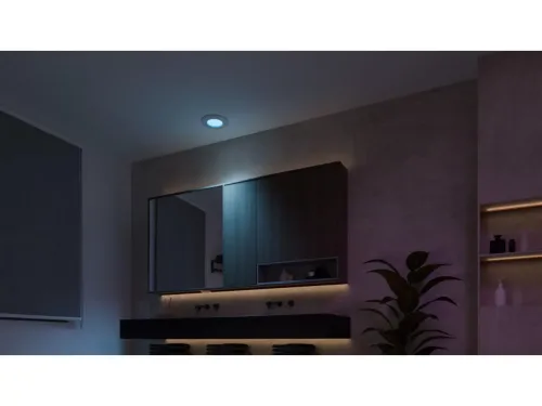 Không gian ánh sáng trắng và màu Hue Slim Downlight S