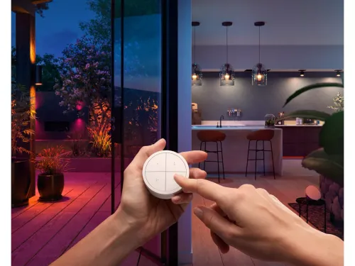 Không gian ánh sáng trắng và màu Philips Hue Tap Dial Switch White